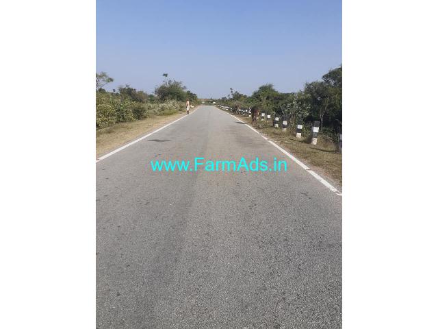 Main road attached 2 acres 22 guntas land for sale at Akkajihalli