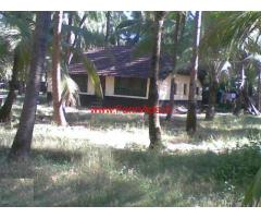 26 Cents beach side land with tiled house in Bengar Road